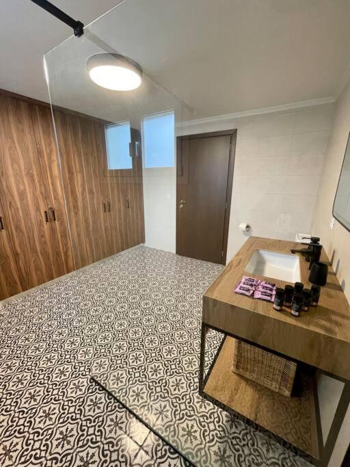 Villa Eftychia Serene Getaway With Hot Tub In A Quiet Location Киссамос Экстерьер фото