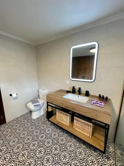 Villa Eftychia Serene Getaway With Hot Tub In A Quiet Location Киссамос Экстерьер фото
