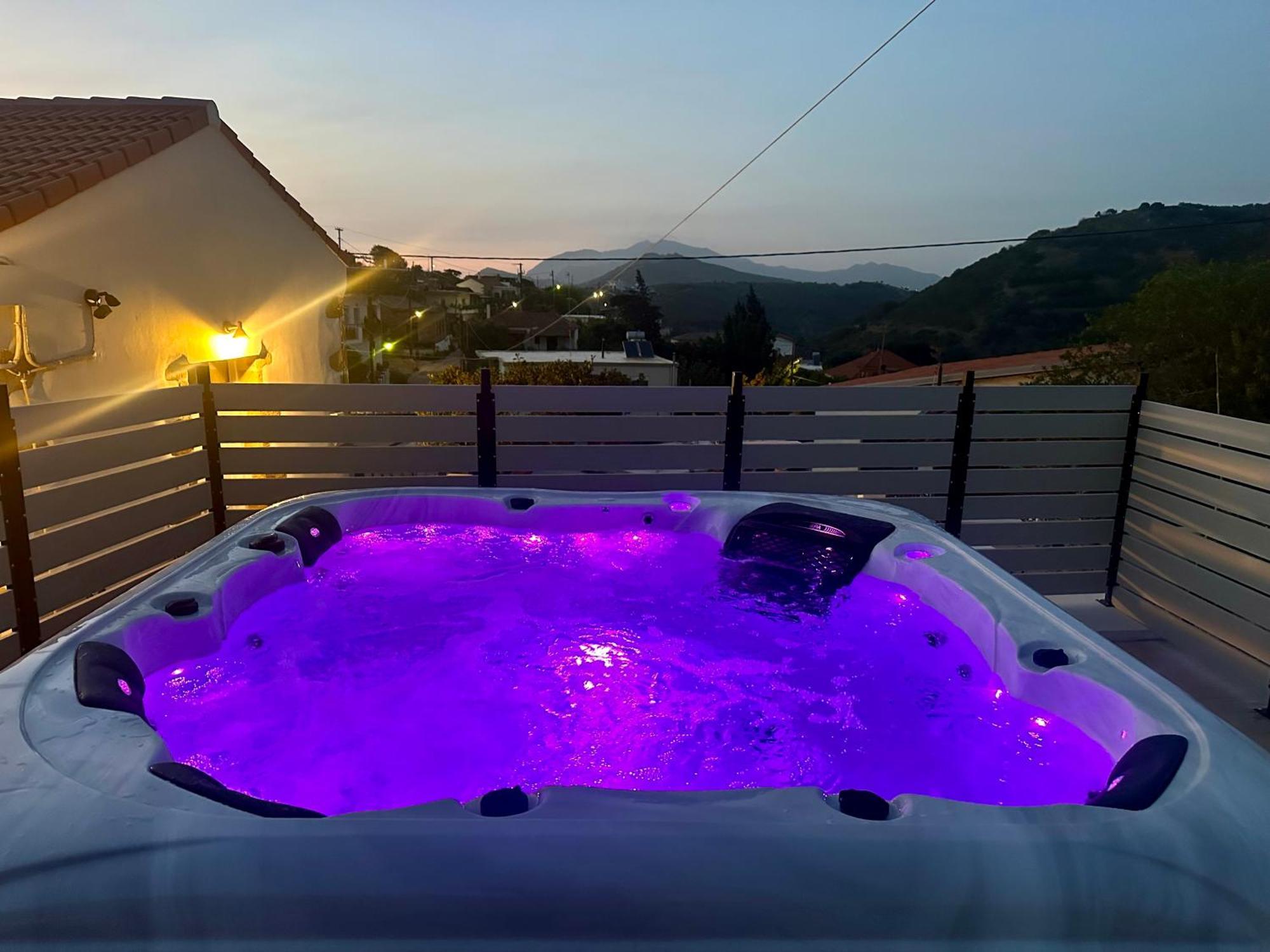 Villa Eftychia Serene Getaway With Hot Tub In A Quiet Location Киссамос Экстерьер фото